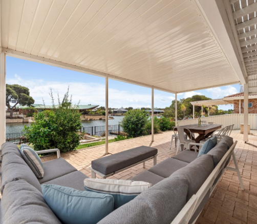 Canal View, Private Jetty, Family & Pet Friendly, South Yunderup